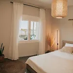 Sophia's Coastal Retreat *