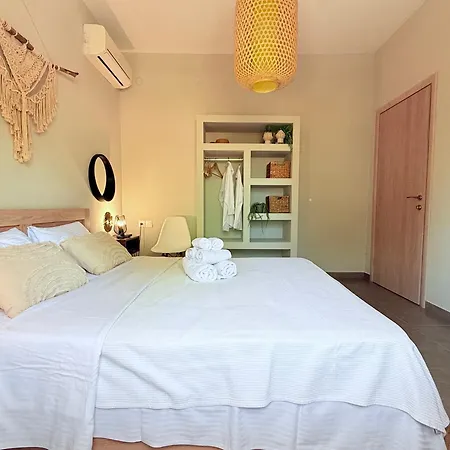 Sophia's Coastal Retreat * Κορινός