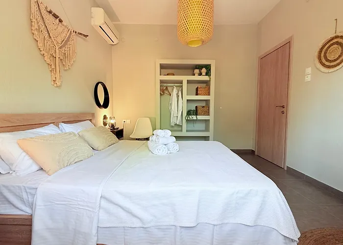 Sophia's Coastal Retreat * Κορινός