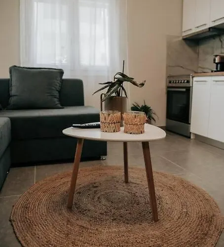Sophia's Coastal Retreat