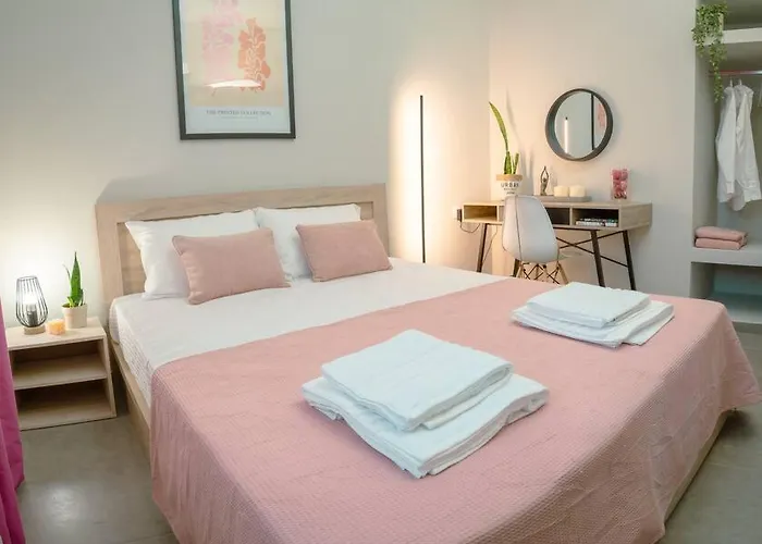 Sophia's Coastal Retreat
