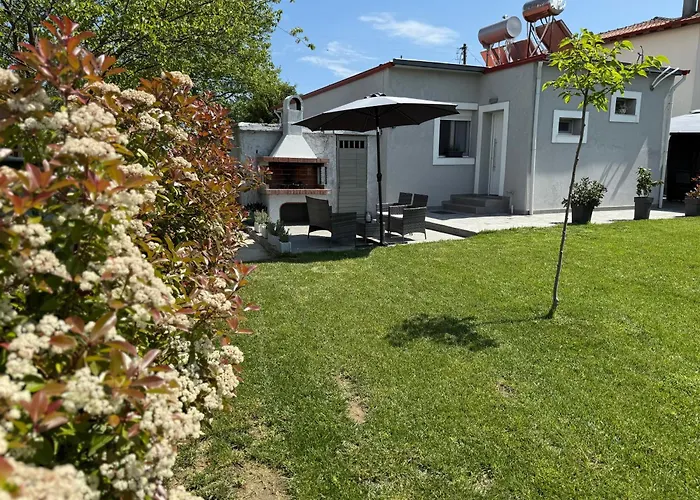 Sophia's Coastal Retreat